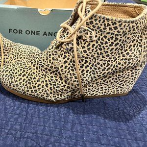 Toms Kala Cheetah Print Suede Wedge Booties